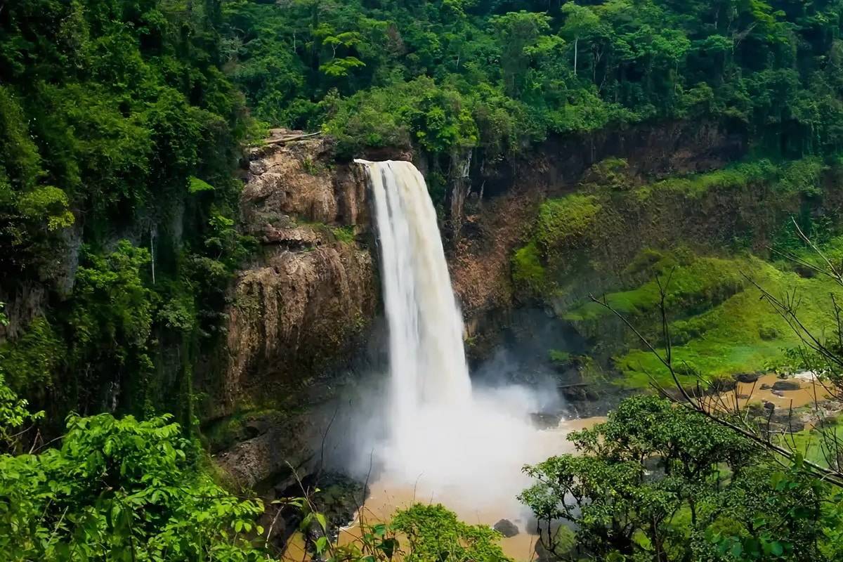 chutes d'ekom