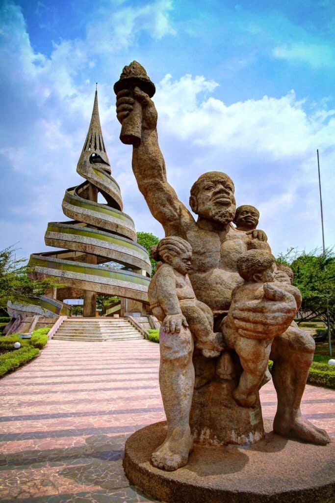 yaounde monument réunification