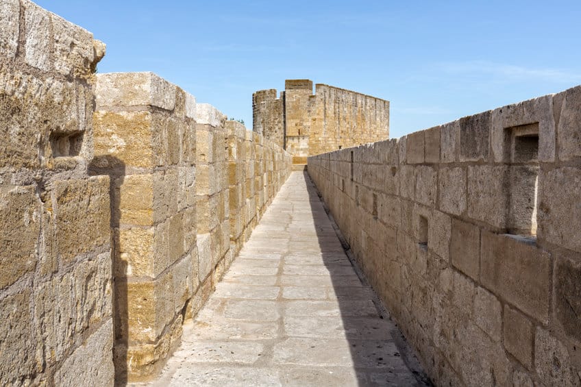 aigues mortes rempart