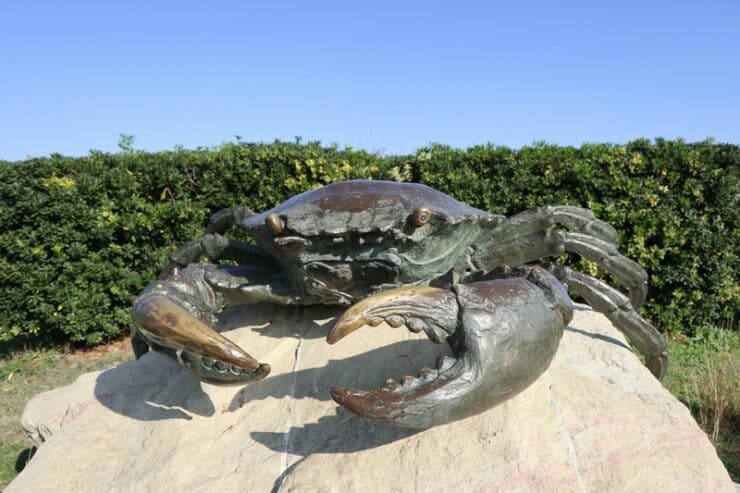 statue crabe