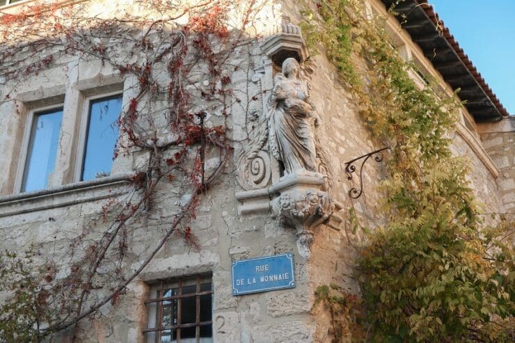 villeneuve les avignon belle maison