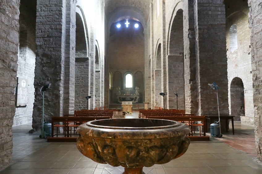 abbaye de gellone interieur