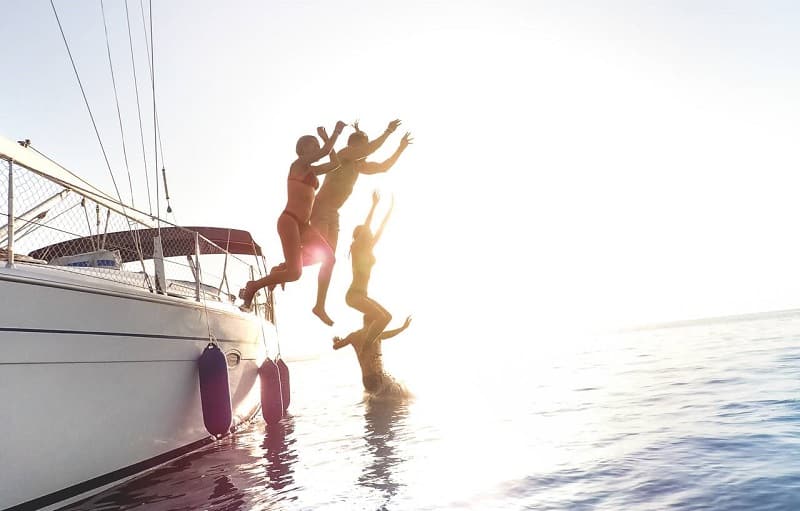 Catamaran Corse, location de bateau, croisière