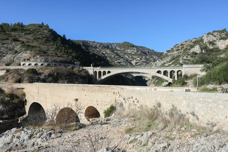 saint guilhem pont du diable