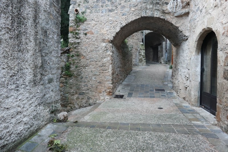 visite saint guilhem le désert