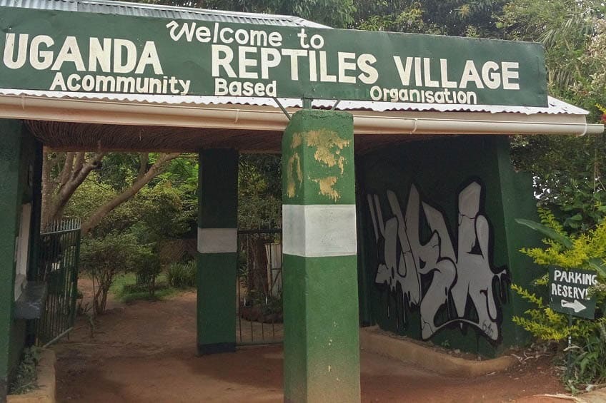 village des reptiles kampala