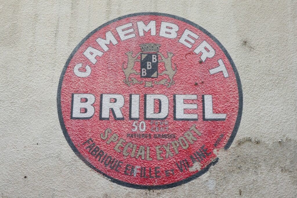 pu camembert bride