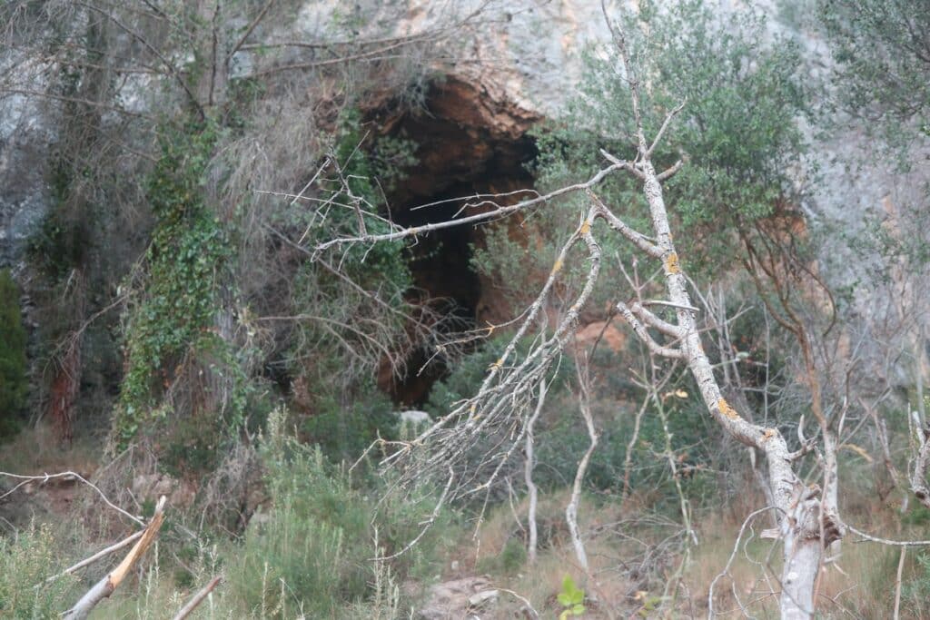 cueva negra montanejos