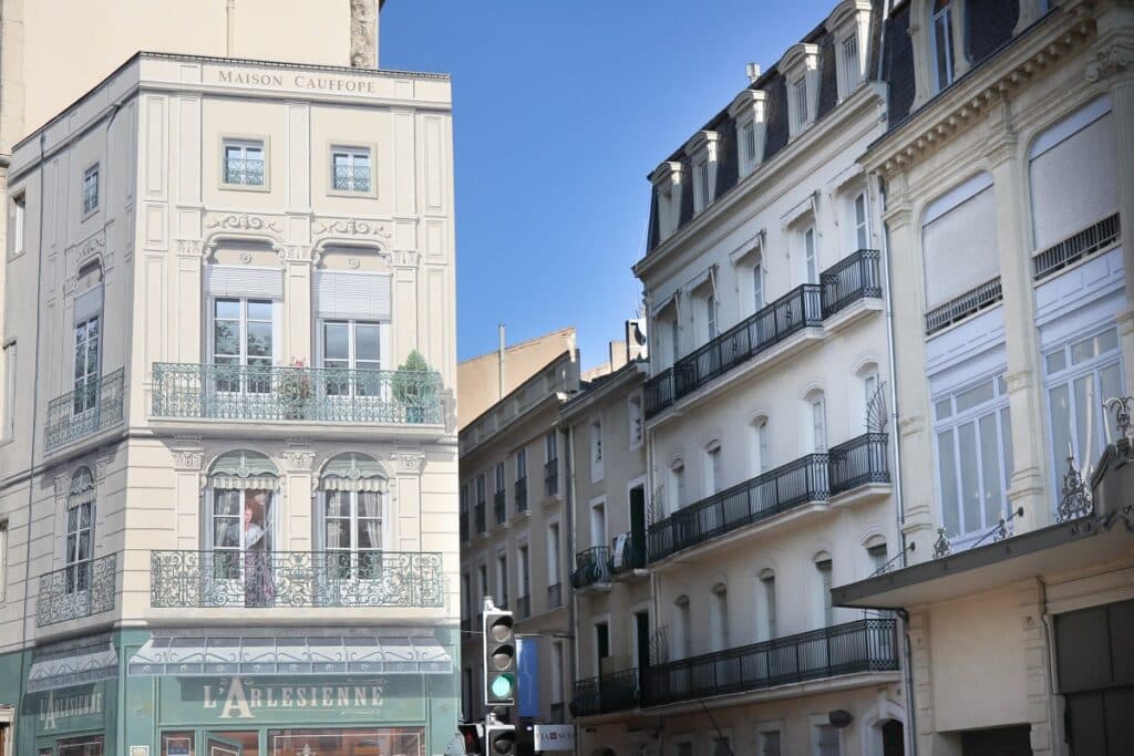 béziers l'arlésienne