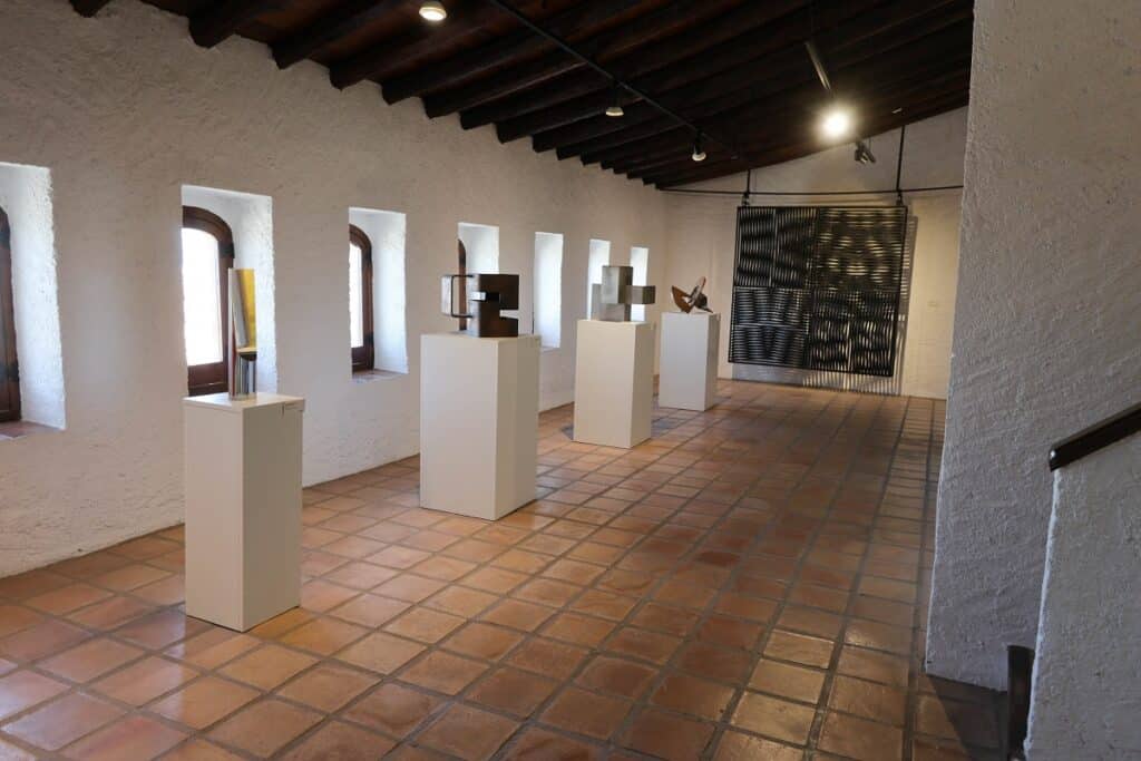 musée d'art contemporain "Vicente Aguilera Cerni"