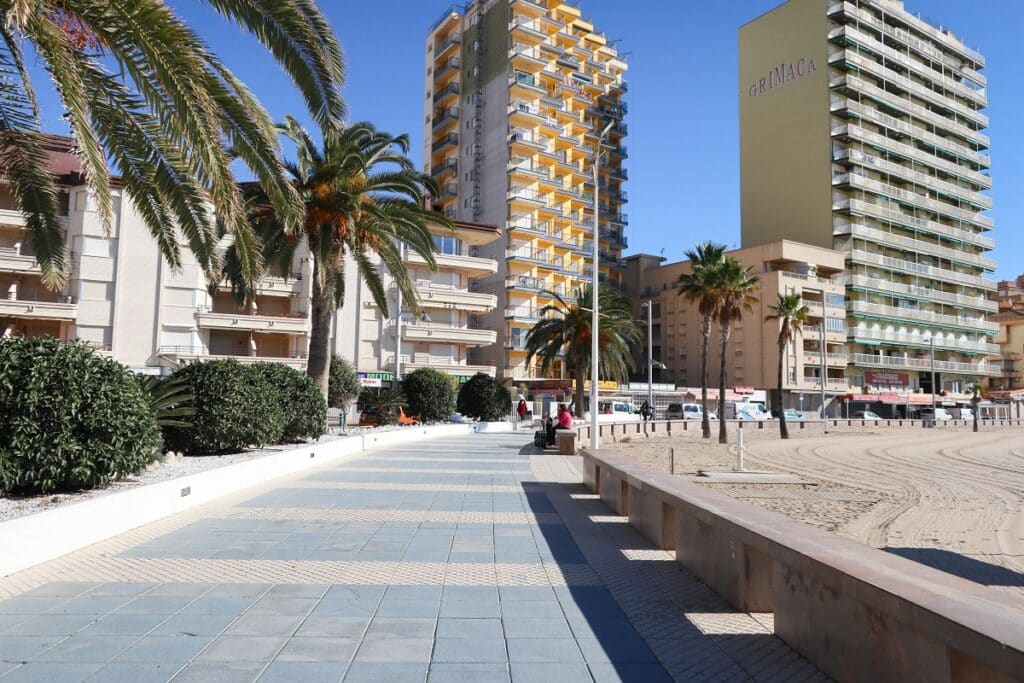 promenade bord de mer oropesa