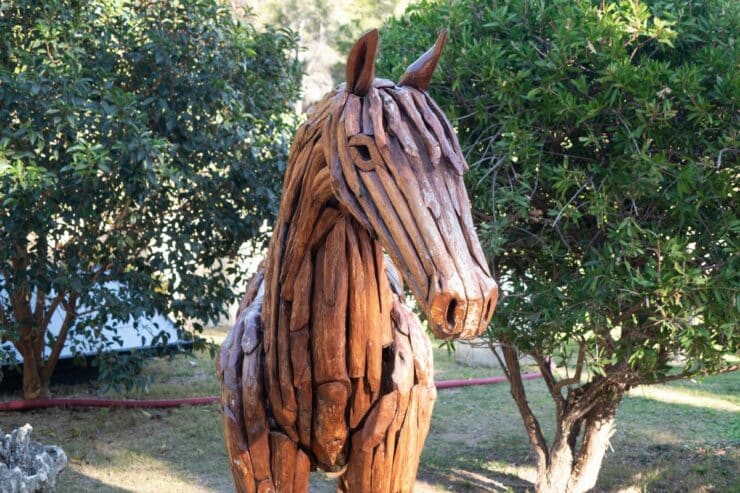 sculpture bois cheval