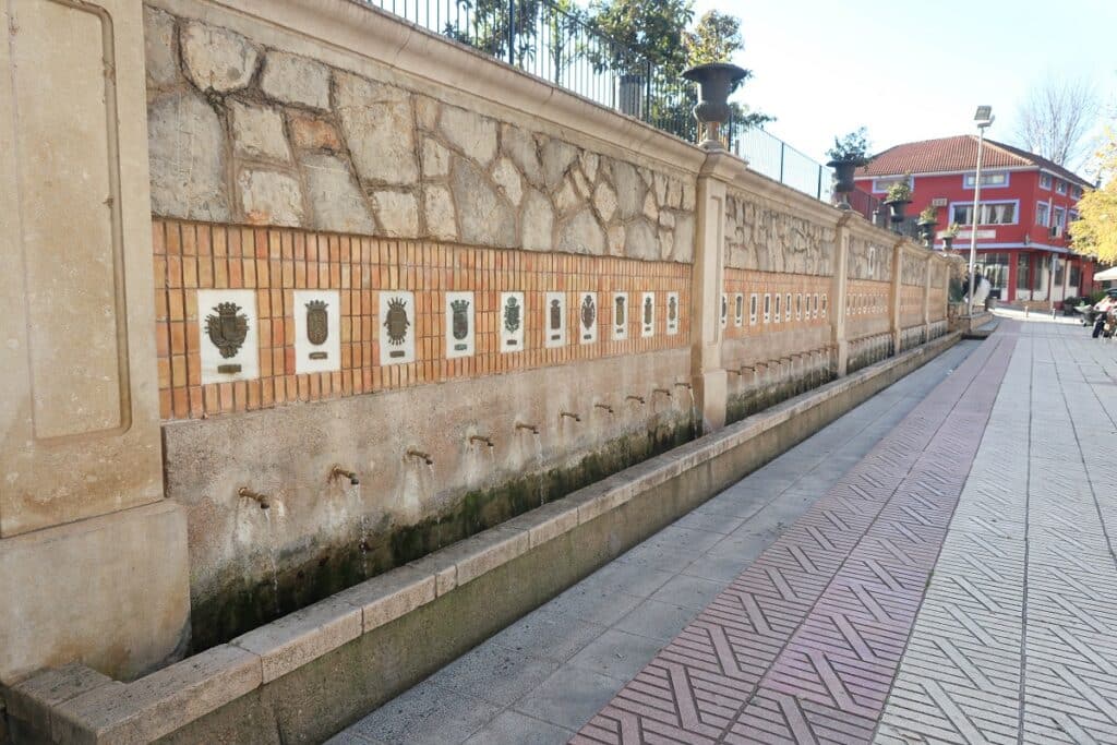 fontaine des 50 becs segorbe