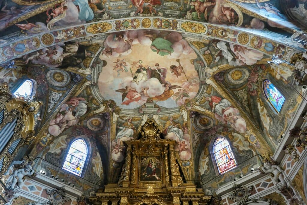 plafond Église de San Nicolás de Bari et San Pedro Mártir