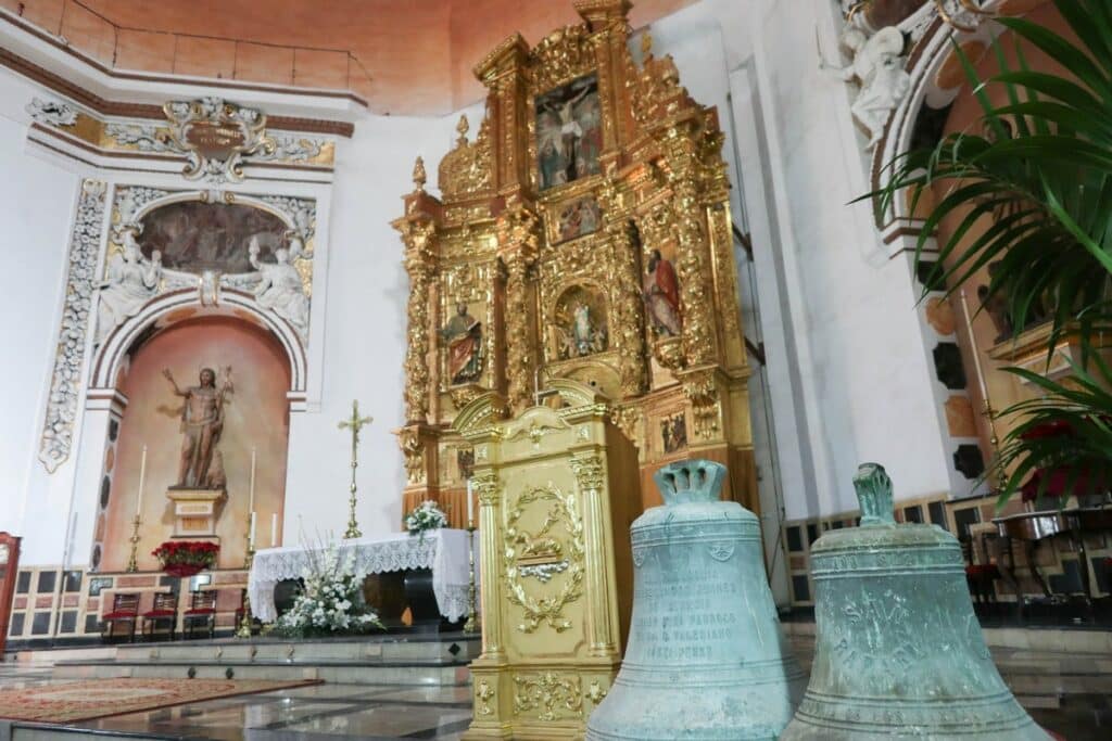 intérieur eglise santos juanes valence