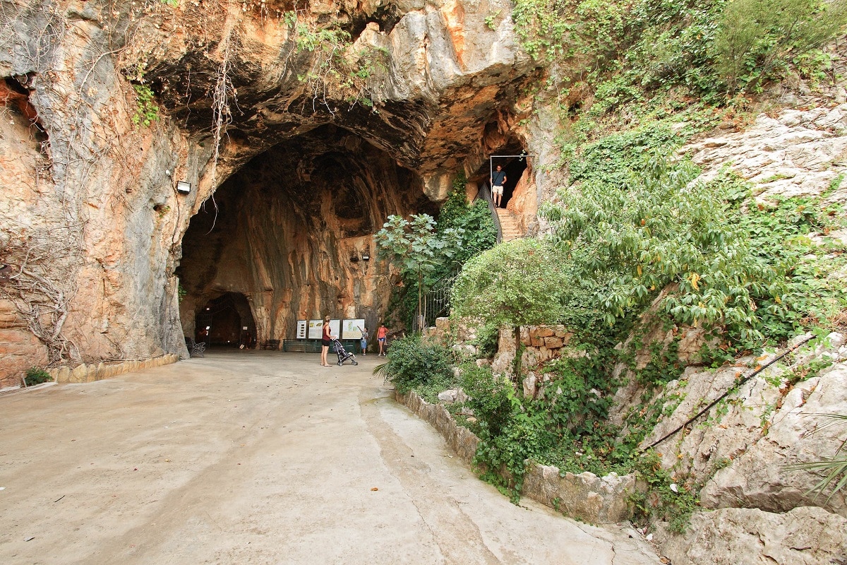 entrée Grotte de las Calaveras