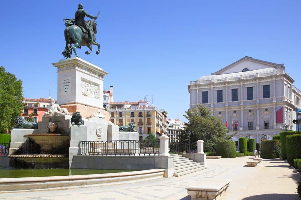 Plaza de Oriente