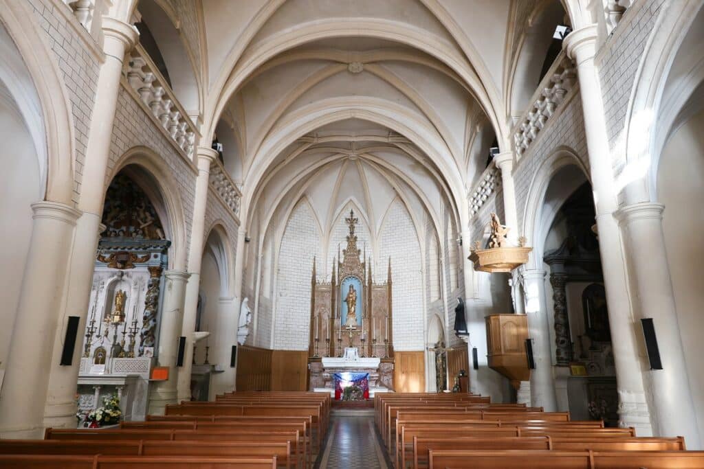 intérieur Église Notre Dame de Grâce