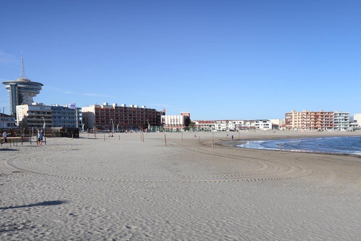 plage de palavas les flots