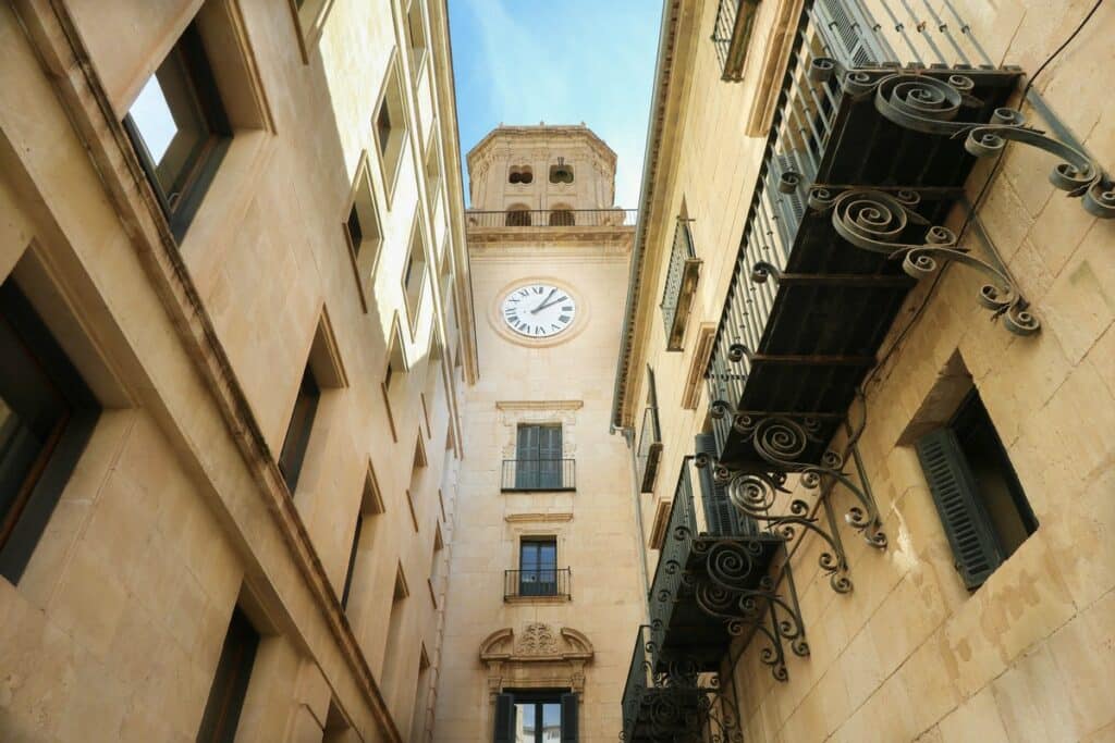 tour horloge alicante