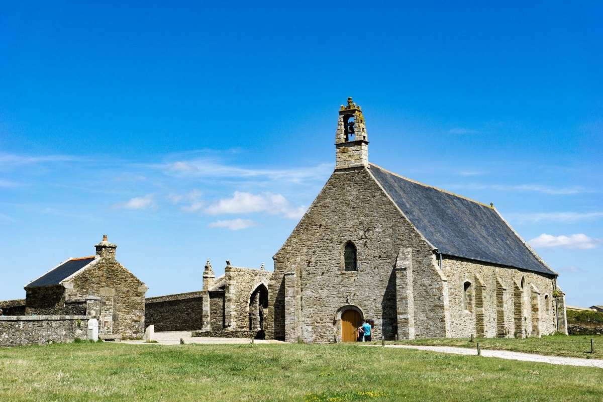 chapelle notre dame pointe saint mathieu