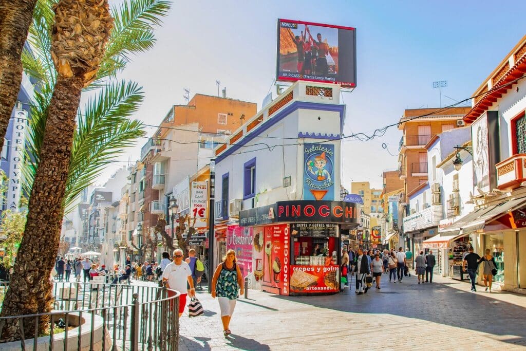 benidorm Plaza de la Cruz