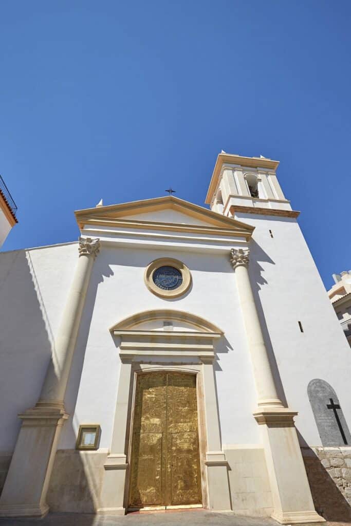 Iglesia de San Jaime y Santa Ana