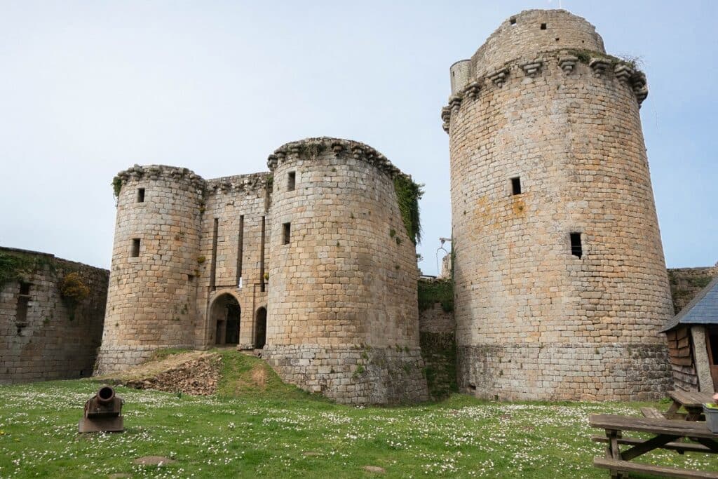 chateau de tonquedec