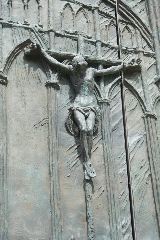 détail porte cathedrale