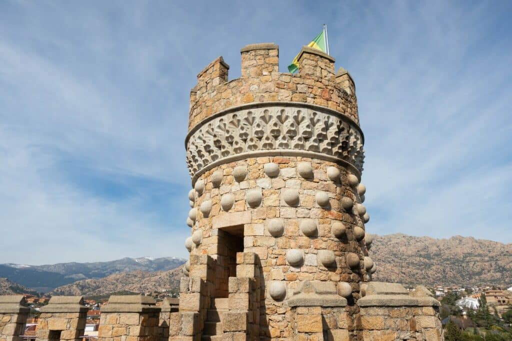 tour du chateau de manzanares el real