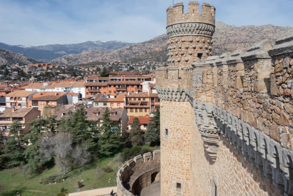 manzanares el real chateau