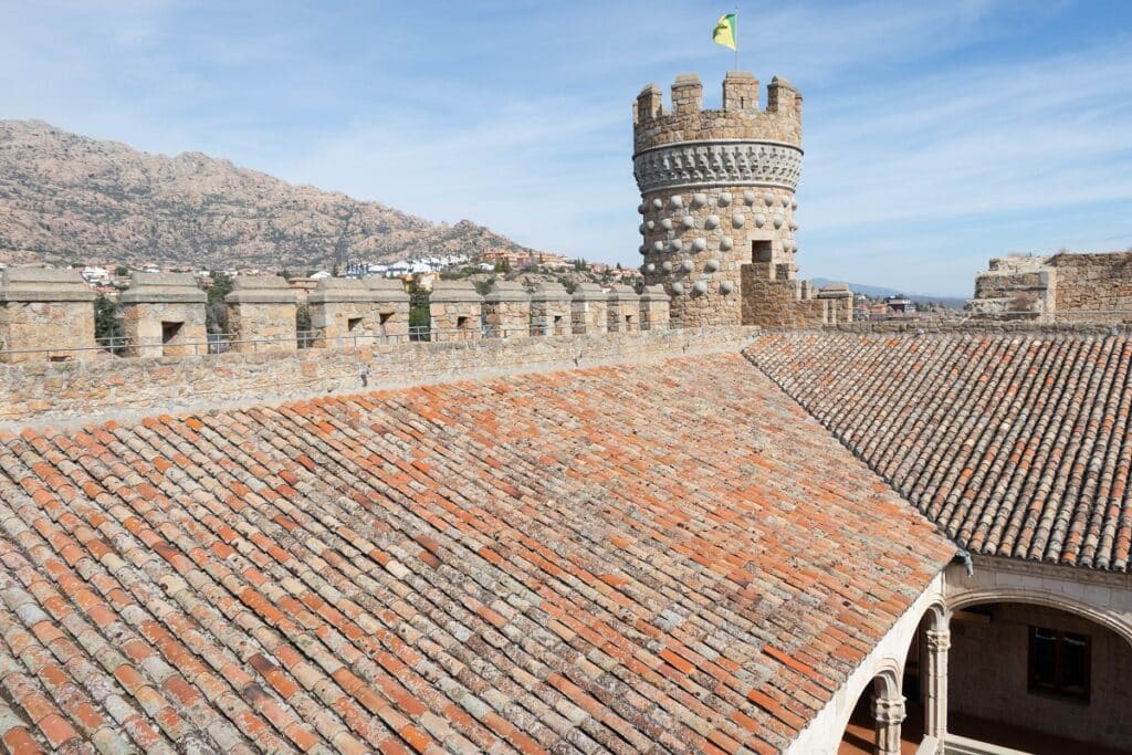 manzanares el real chateau