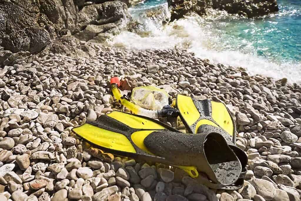 équipement de snorkeling