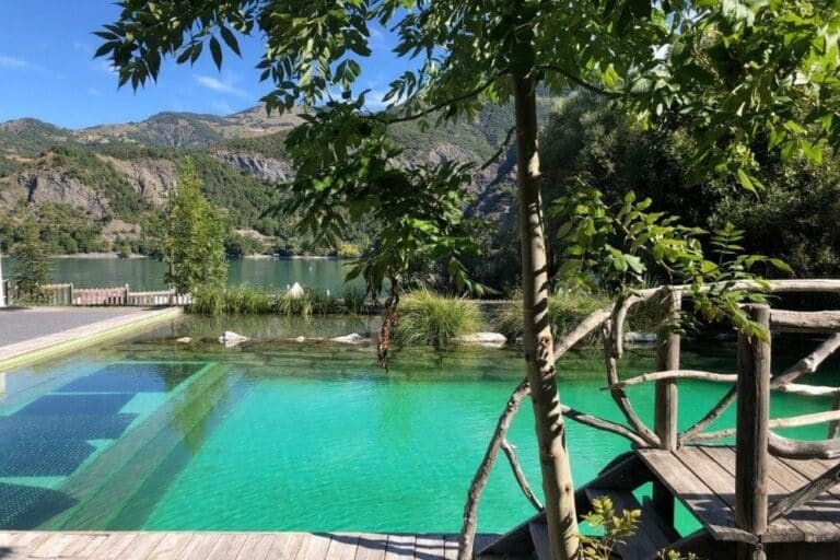 où séjourner lac de serre ponçon