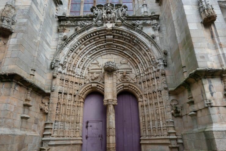entrée cathédrale