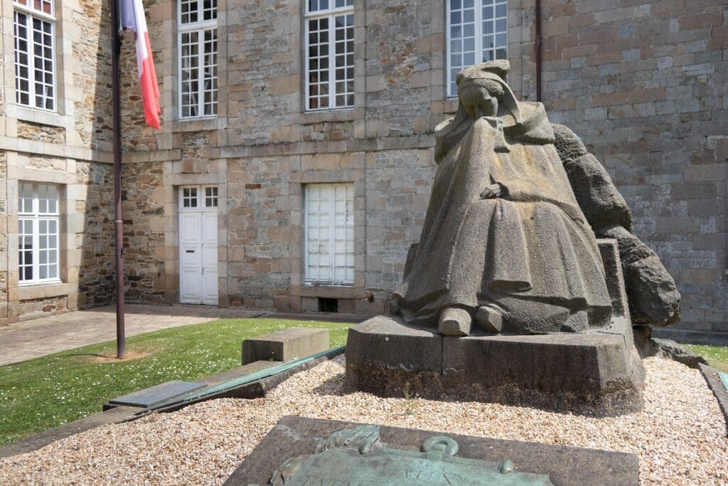 monument aux morts la douleur