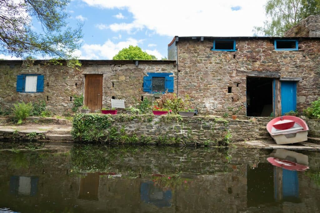 maison au bord du trieux