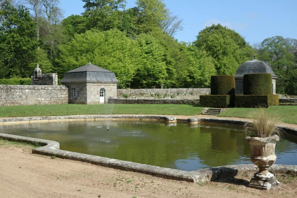 château de rosanbo miroir d'eau