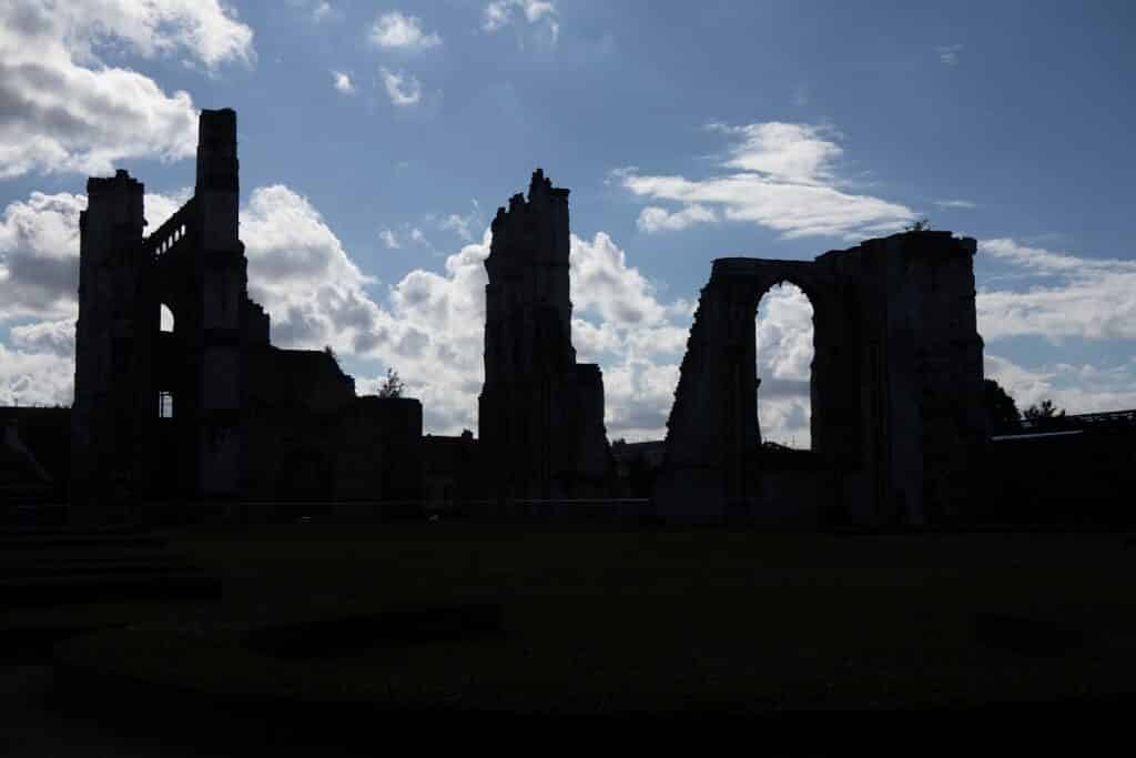 abbaye saint bertin coucher de soleil