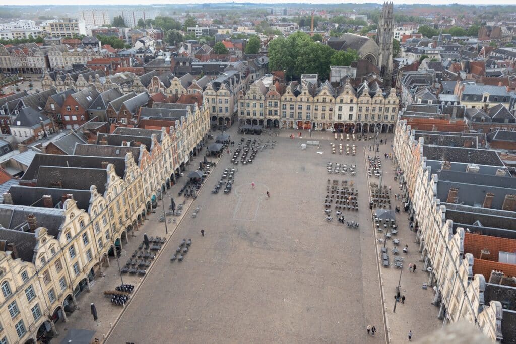 arras place des héros