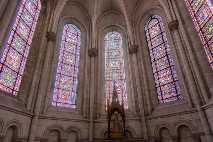 vitraux cathédrale notre dame