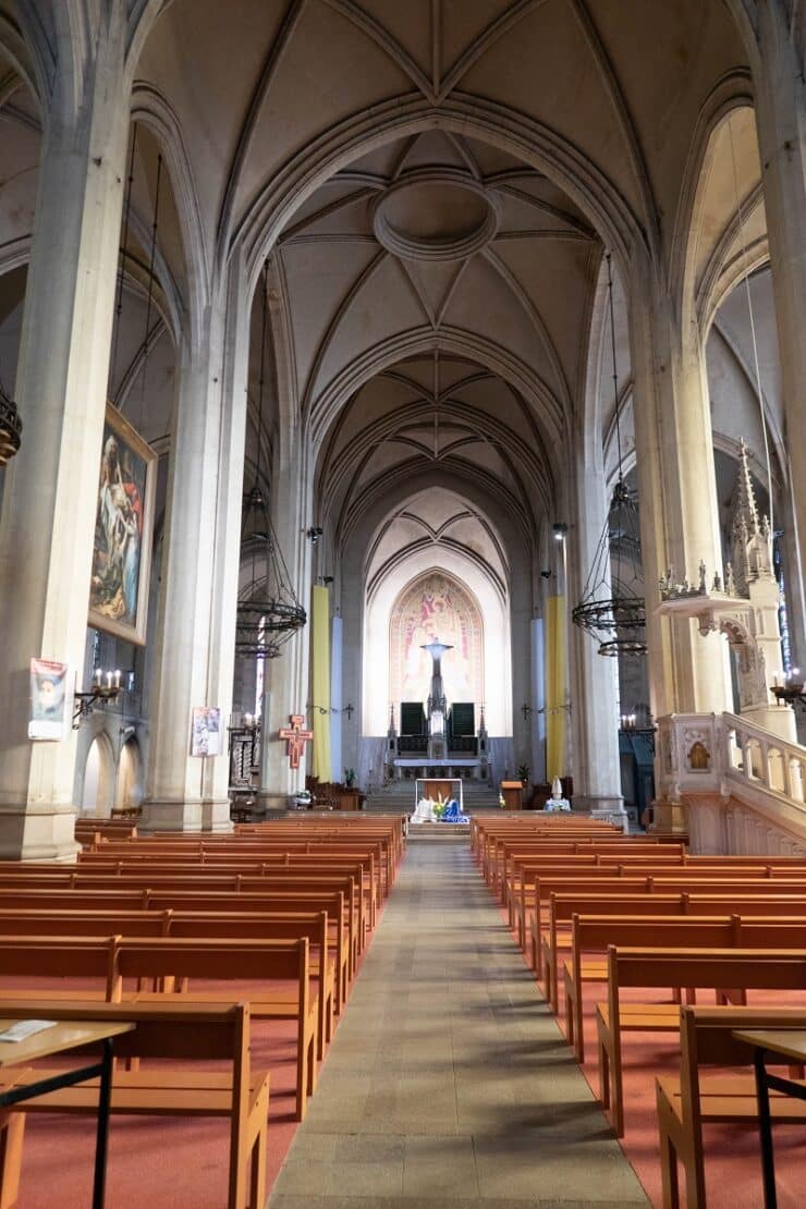 interieur eglise saint jean baptiste arras