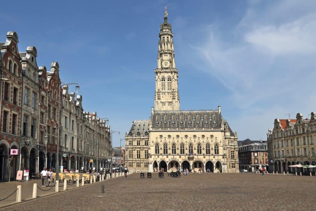 place des héros arras