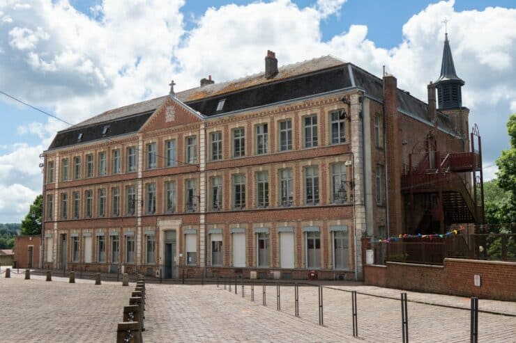 batiment en brique