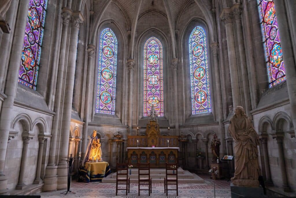 interieur cathédrale saint omer
