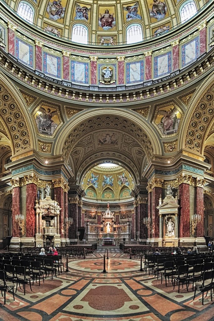 basilique saint étienne intérieur