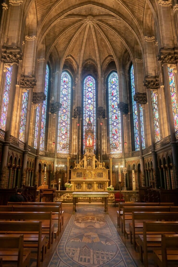 intérieur cathédrale Notre-Dame de la Treille