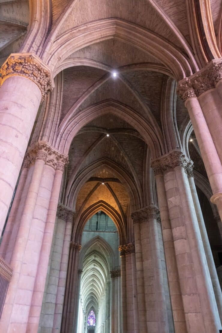 cathédrale de reims interieur voute