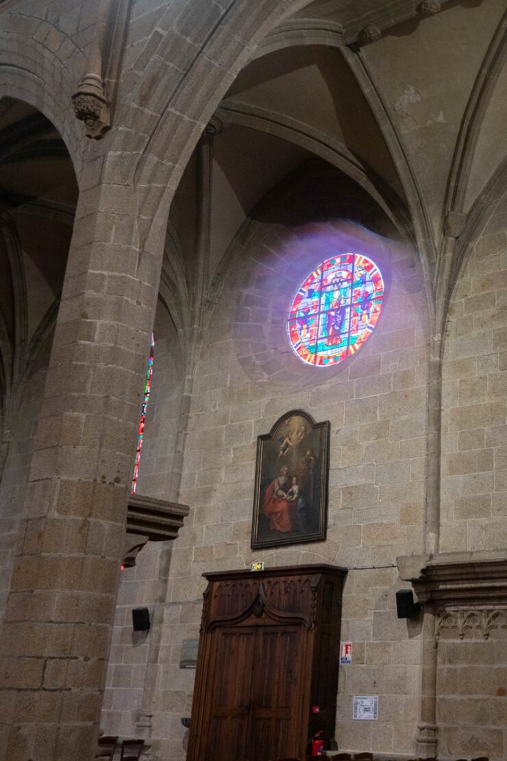 intérieur église Saint Léonard