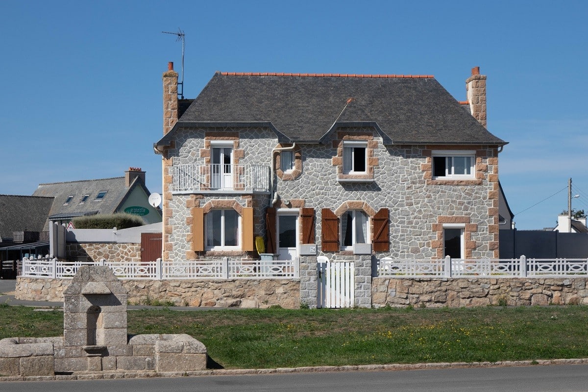 maison granit rose